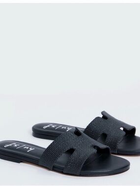 French Sole Black Textured Slide Mules